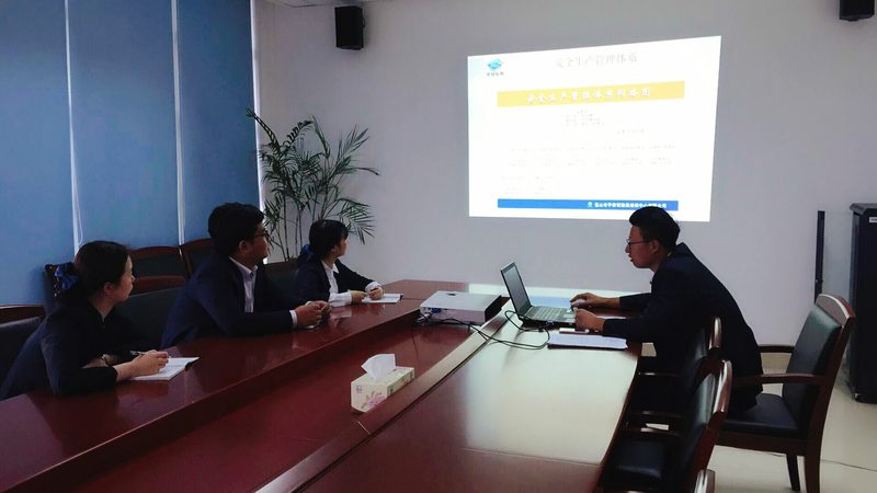 广州市教育考试院报考电话：020-12320